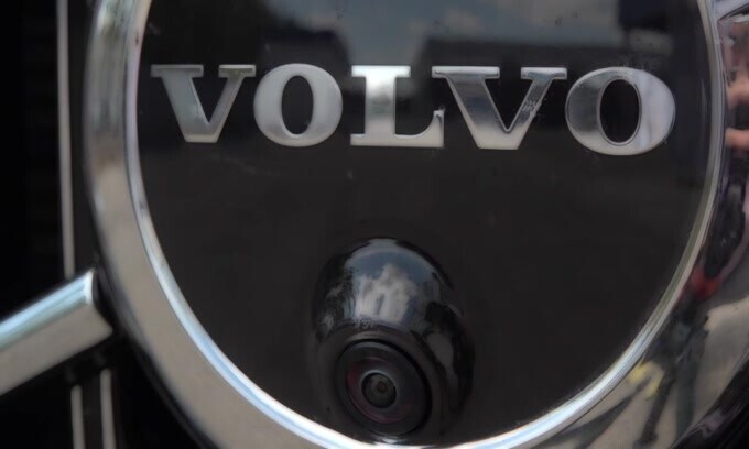 Test drive Volvo XC60: il Suv che non invecchia mai