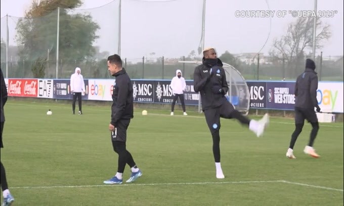 Napoli, il vento soffia forte sugli azzurri di Mazzarri