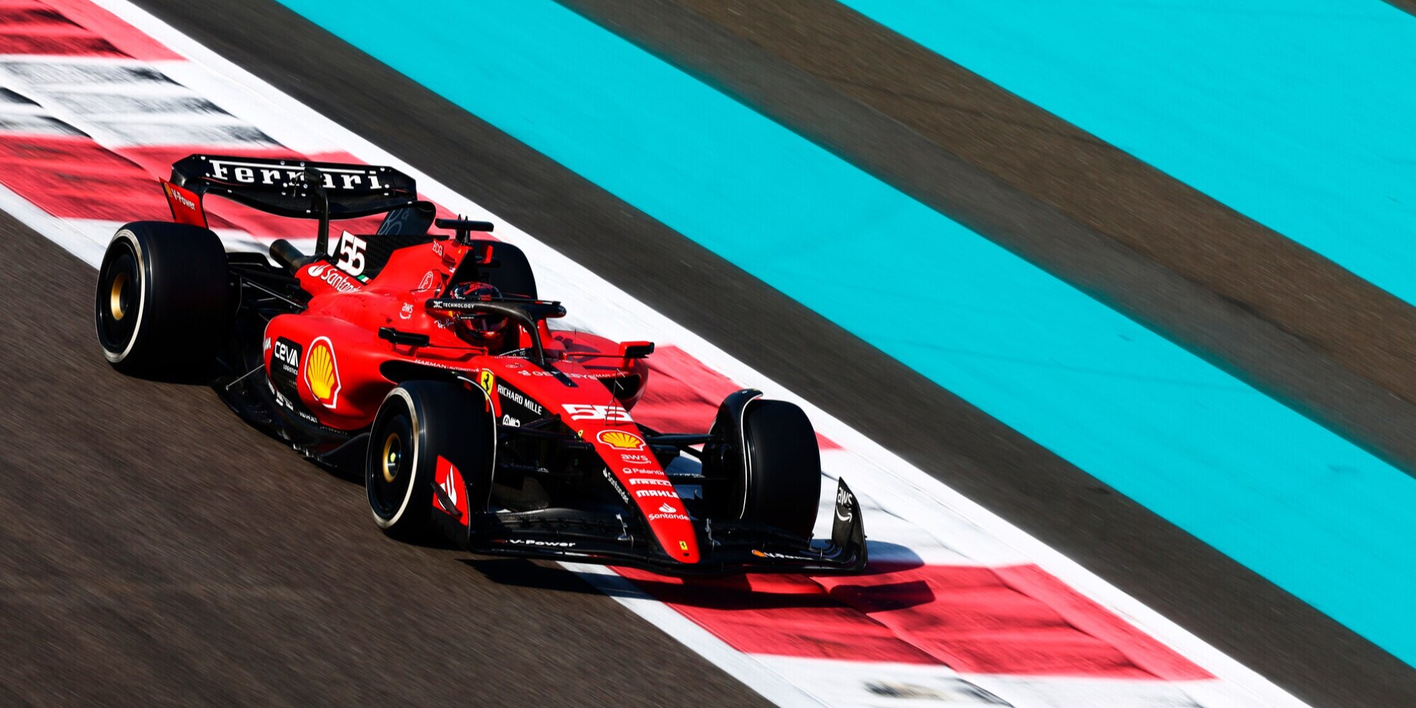F1, Sainz quinto nei test di Abu Dhabi. Ocon è il più veloce