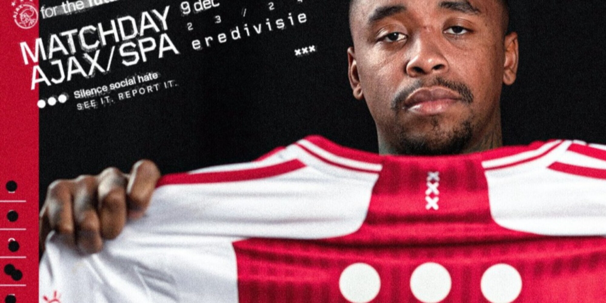 L'Ajax rimuove i nomi dalle maglie: spuntano tre puntini, il motivo
