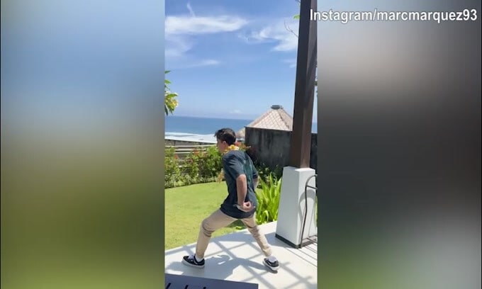 Moto Gp, Marquez e lady si godono Bali