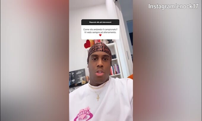 Enock ai follower: "Vi dico come sta andando la mia squadra..."