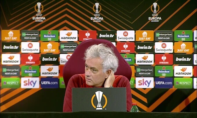 Mou sul silenzio dopo Roma-Fiorentina: "Per me abbiamo parlato tanto"