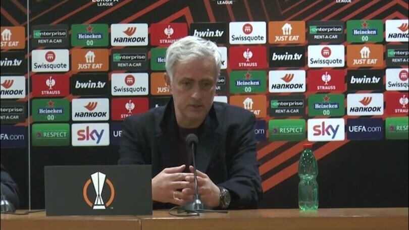 Mourinho svela: "Pisilli? Sono scappato per non piangere"