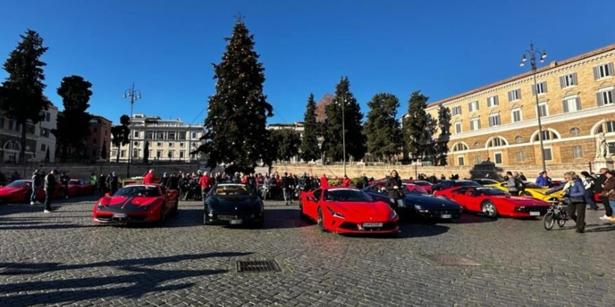 Ferrari Club Passione Rossa, il tour di Roma per regalare sorrisi ai bambini