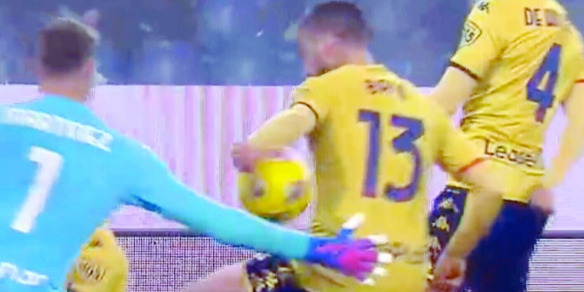 È stata la mano di Bani: perché l’episodio di Genoa-Juve andava rivisto al Var