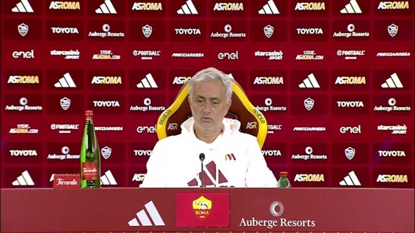 Mourinho avvisa: "Il Napoli è forte, sono gli stessi dello scorso anno"