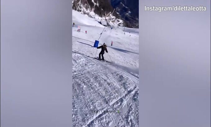 Vigilia di Natale sugli sci per Diletta Leotta