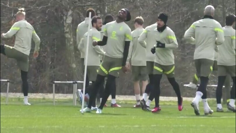 Milan, Tomori si ferma: rischia 1 mese di stop
