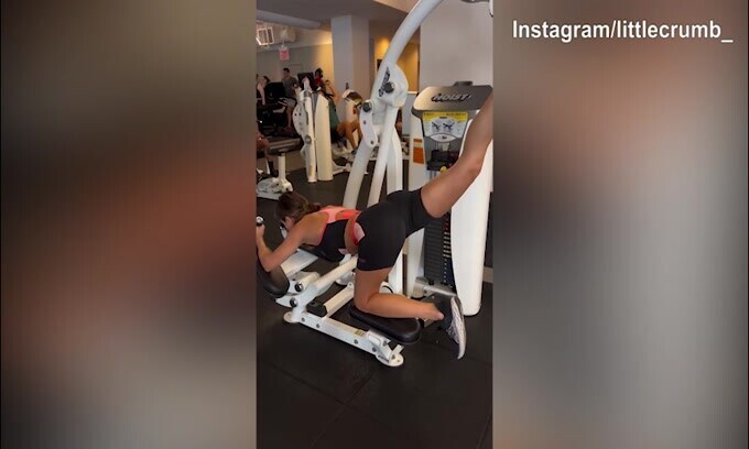 Canalis sui social: "Allenamento in vacanza per chi si sente in colpa"