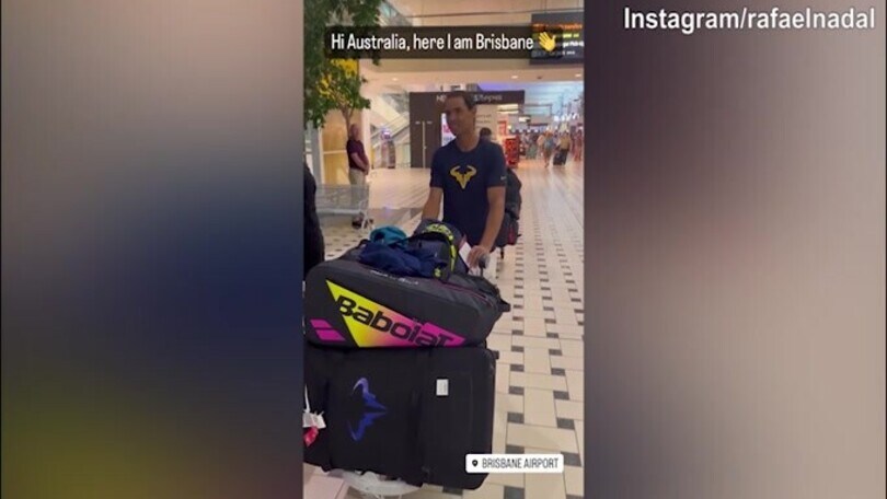 Tennis, l'arrivo a Brisbane di Rafa Nadal