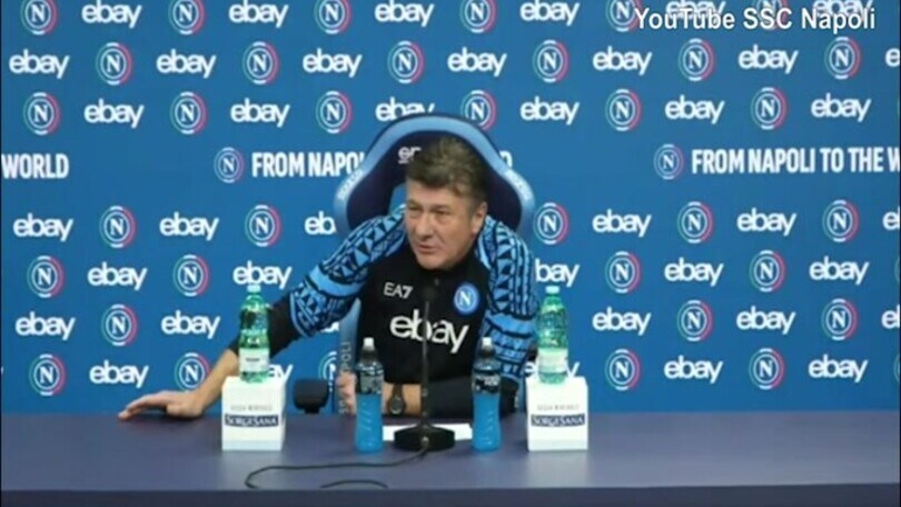 Mazzarri difende Osimhen: "Viene martoriato"