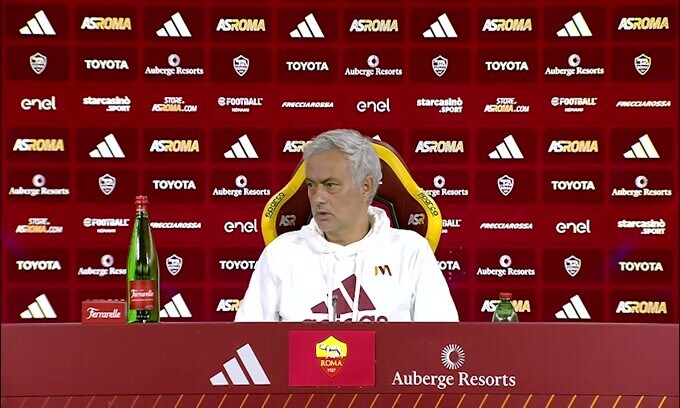 Mourinho ed il nuovo difensore: "Conosciamo la situazione"