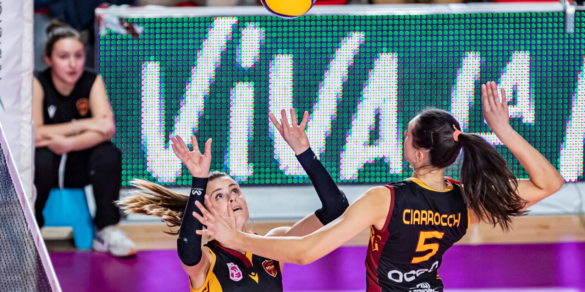 Aeroitalia sulle maglie della Roma Volley fino a fine stagione