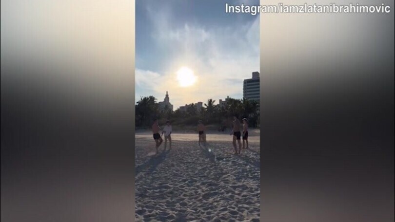 Milan in crisi, Ibra regala colpi spettacolari in spiaggia a Miami