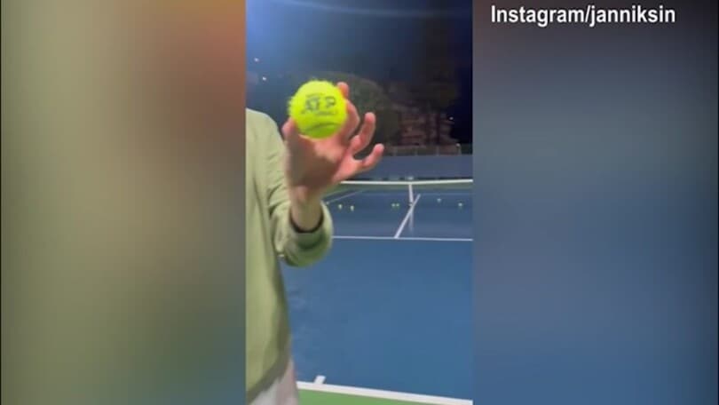 Tennis, l'ultima pallina giocata da Sinner nel 2023