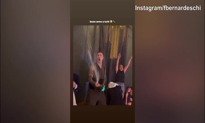 Bernardeschi scatenato per l'ultimo dell'anno
