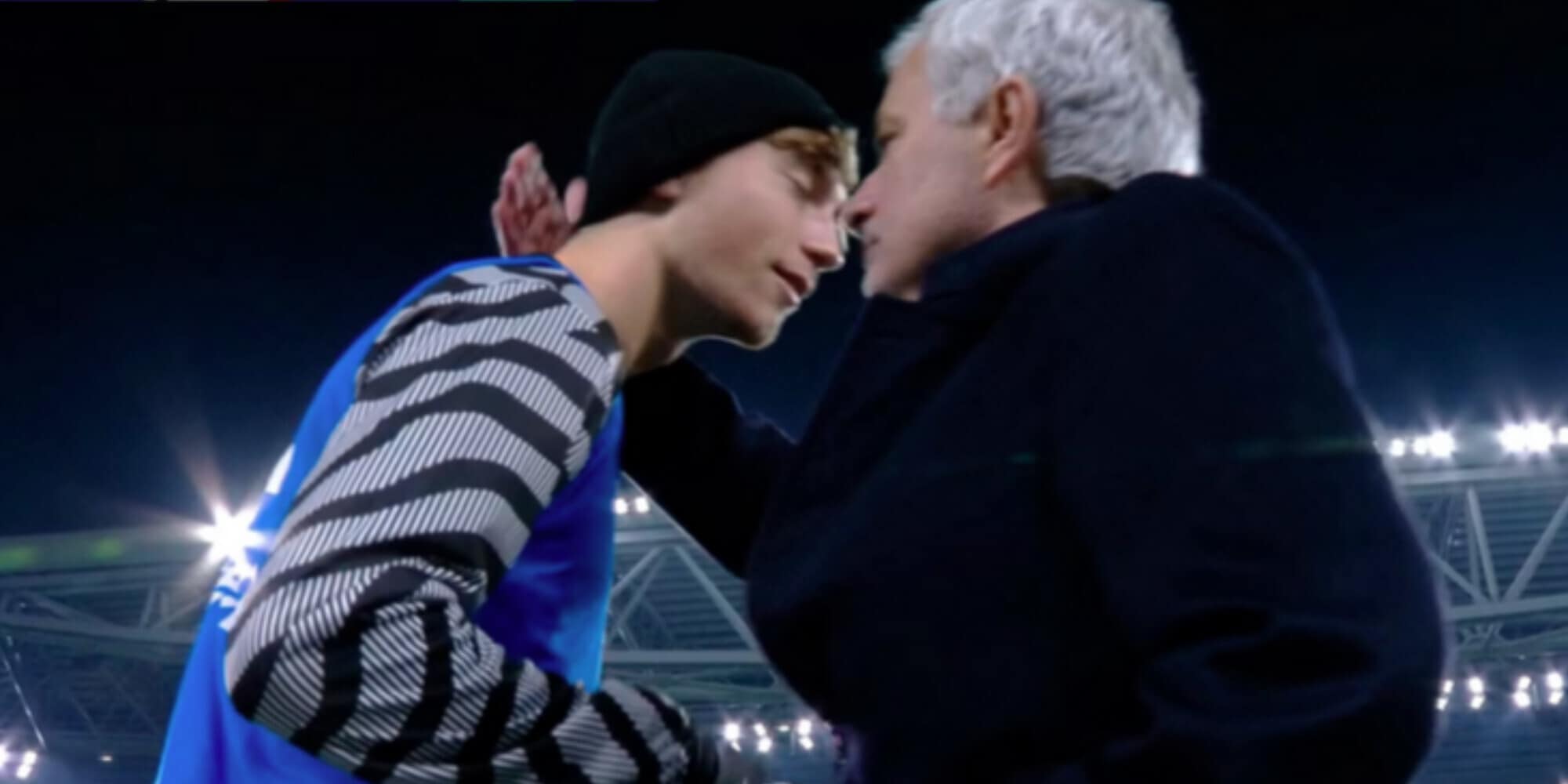 Retroscena Huijsen, la duplice mossa: come la Roma lo ha strappato al Frosinone