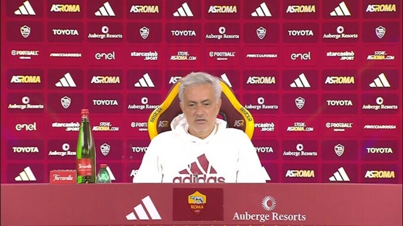 Mourinho: "Futuro? Mi interrogo su cosa possa succedere per me"