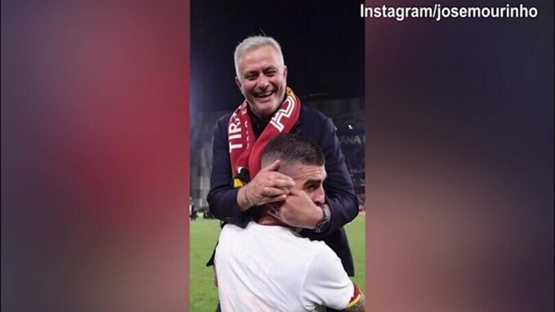 Mourinho saluta: "Sudore, sangue, lacrime, allegria, tristezza..."