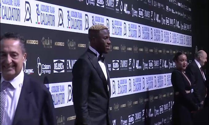 Osimhen "rimanda" la Premier e sogna la Coppa d'Africa