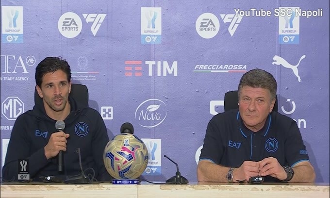 Simeone: "La posizione di Kvara? Io mi adatto al mister"