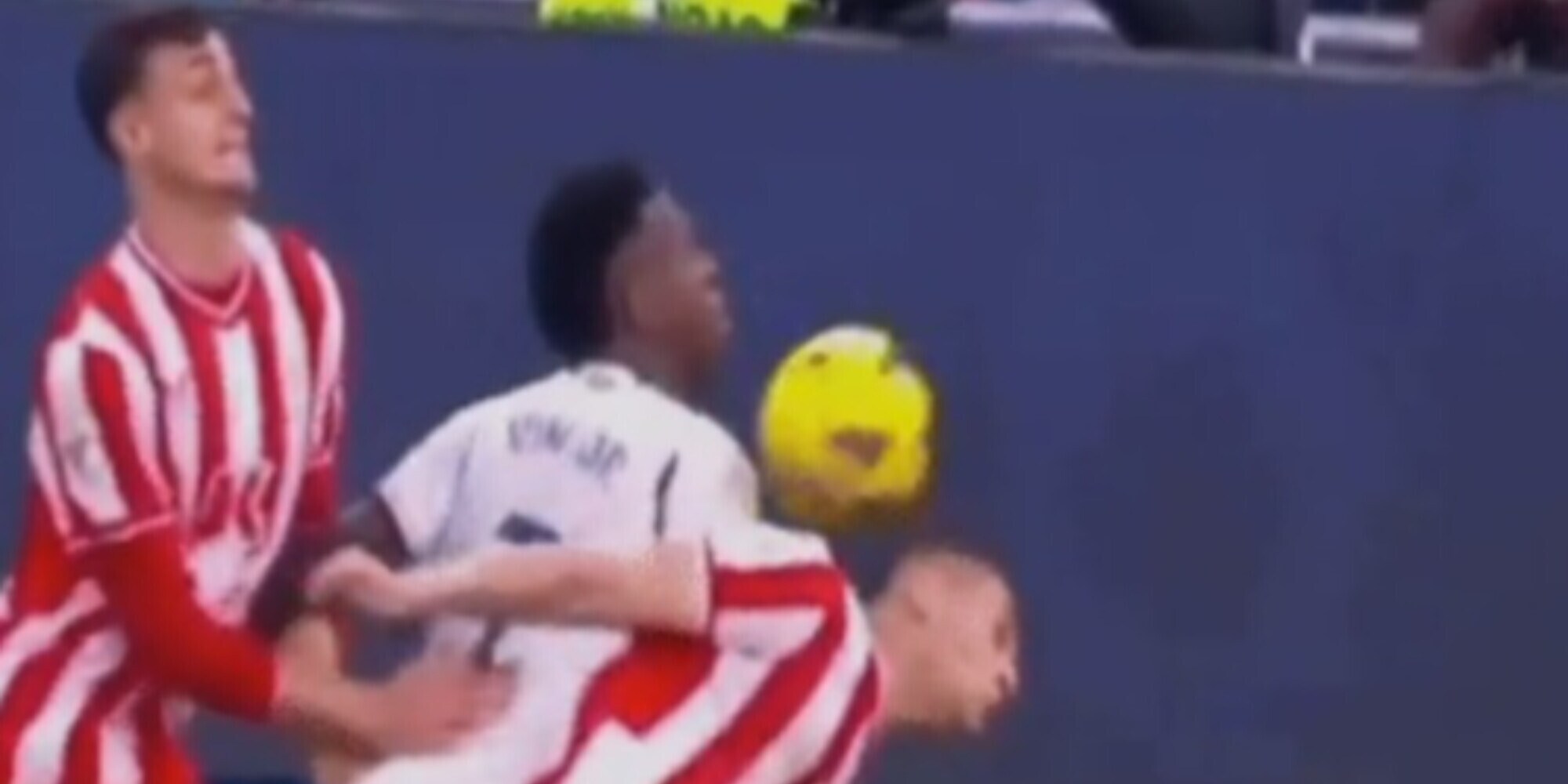 Vinicius alimenta le polemiche di Real-Almeria: "Così anche a Copacabana"