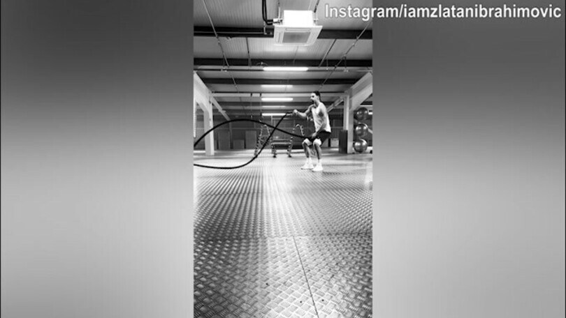 Ibrahimovic, messaggio social: "Tieni il passo"