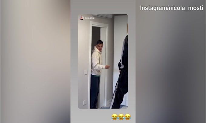 Mosti "impazzisce" in casa per colpa di...un topo