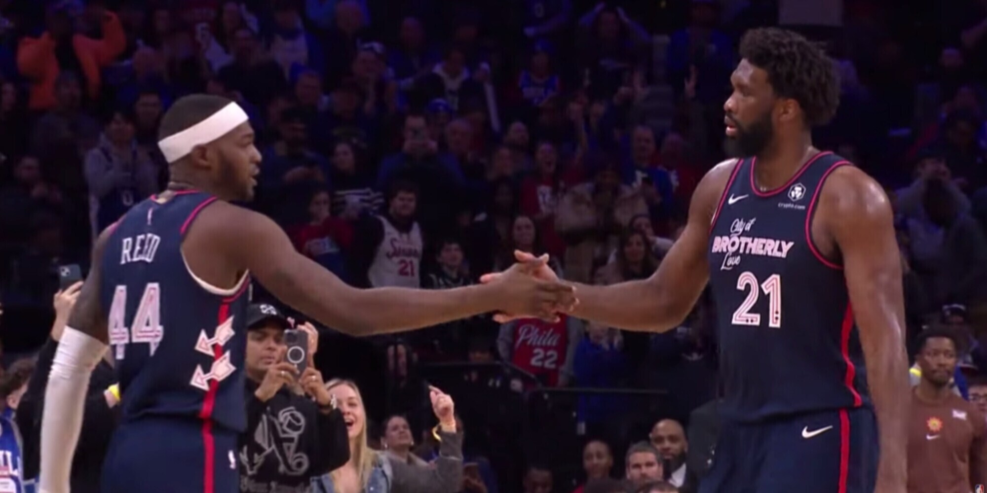 Embiid storico: 70 punti! Supera Chamberlain a 18 anni dagli 81 di Bryant