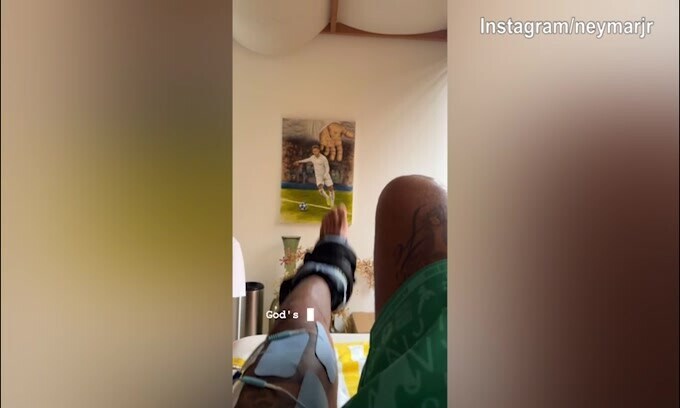 Neymar, proseguono le terapie