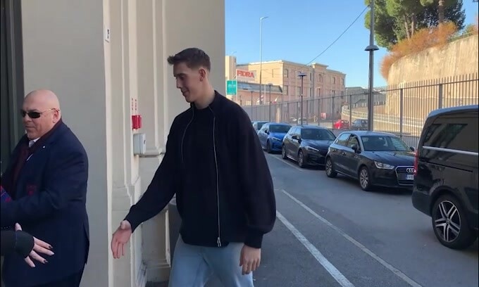 Genoa, Franz Stolz inizia le visite mediche