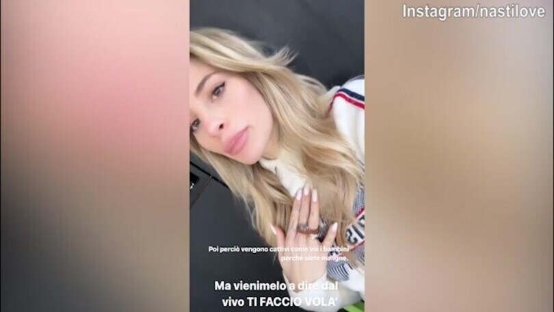 Chiara Nasti sbrocca sui social: "A mio figlio non dovete dire..."