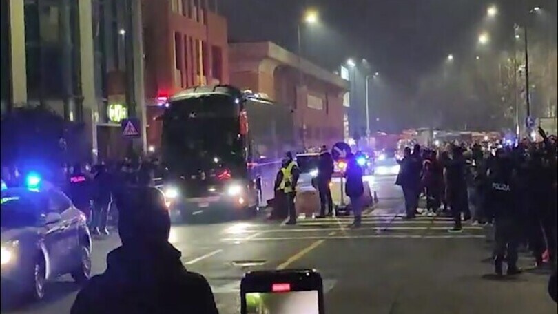Milan, i rossoneri arrivano a San Siro