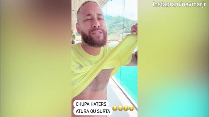Neymar grasso? Il brasiliano non ci sta e fa un gestaccio...