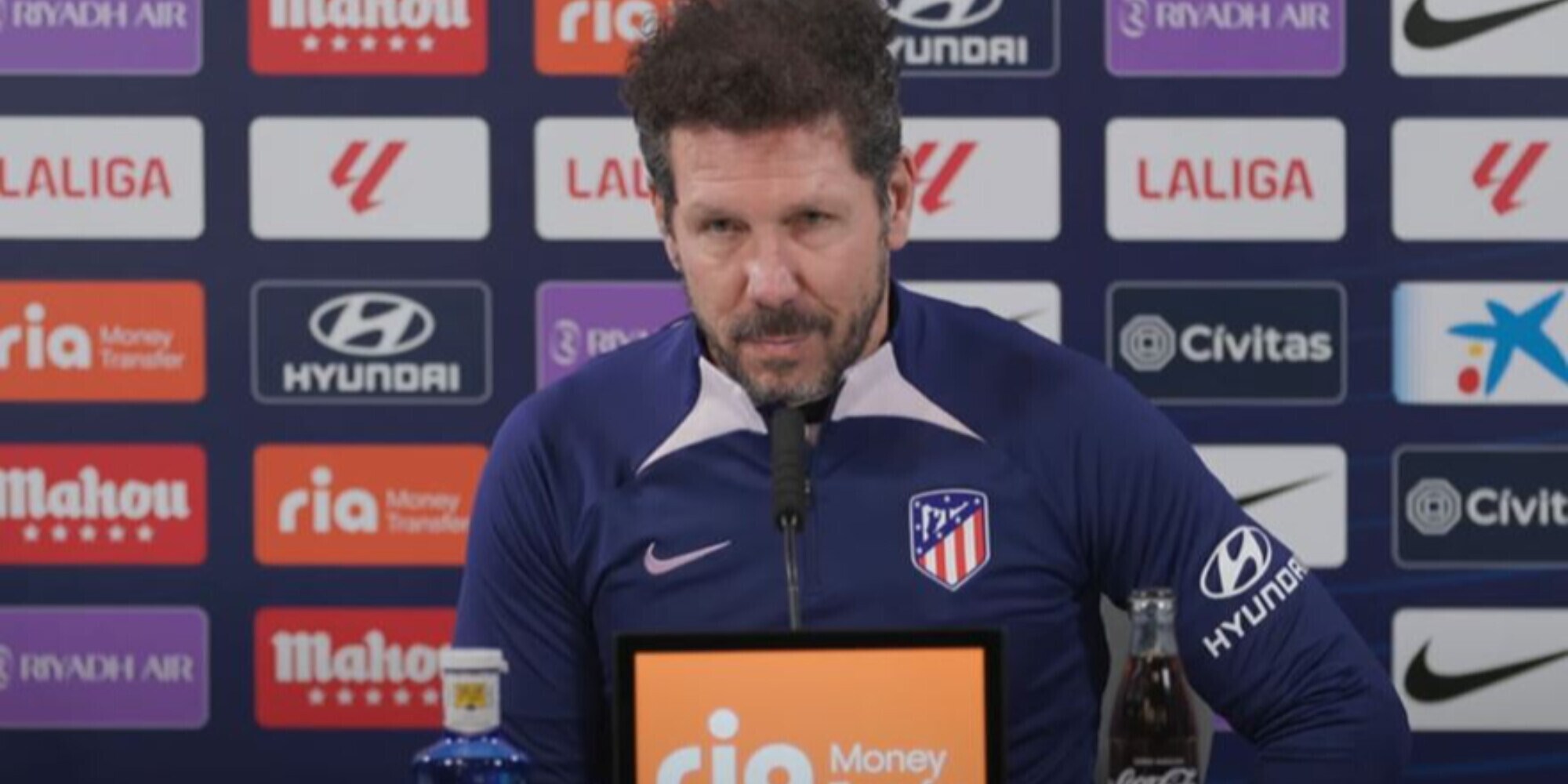 Simeone alza la voce contro la Liga: "Non rispettano i tifosi dell'Atletico"
