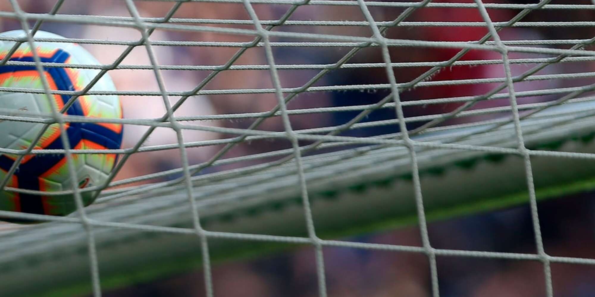 Calcio ed economia: il pallone italiano perde 1 mld l'anno