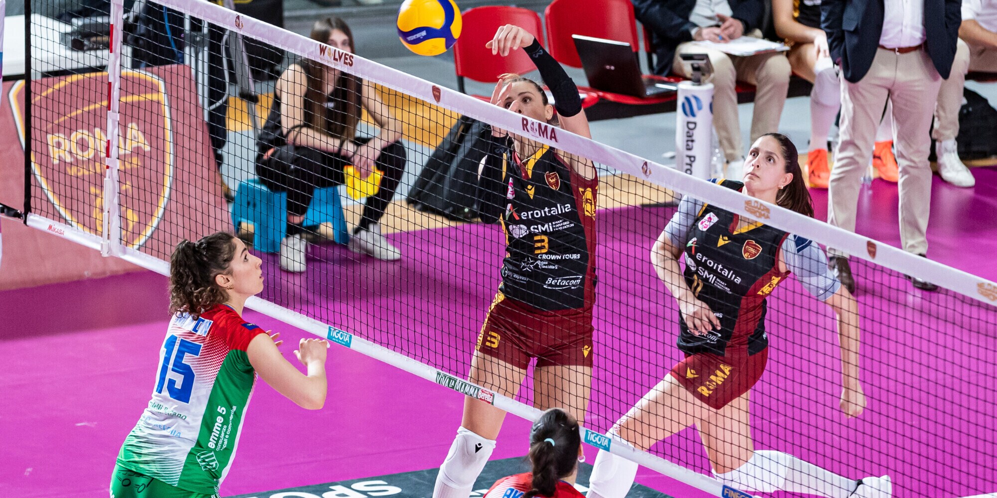 Conegliano allunga, per Trento 2a vittoria, Roma vince in rimonta