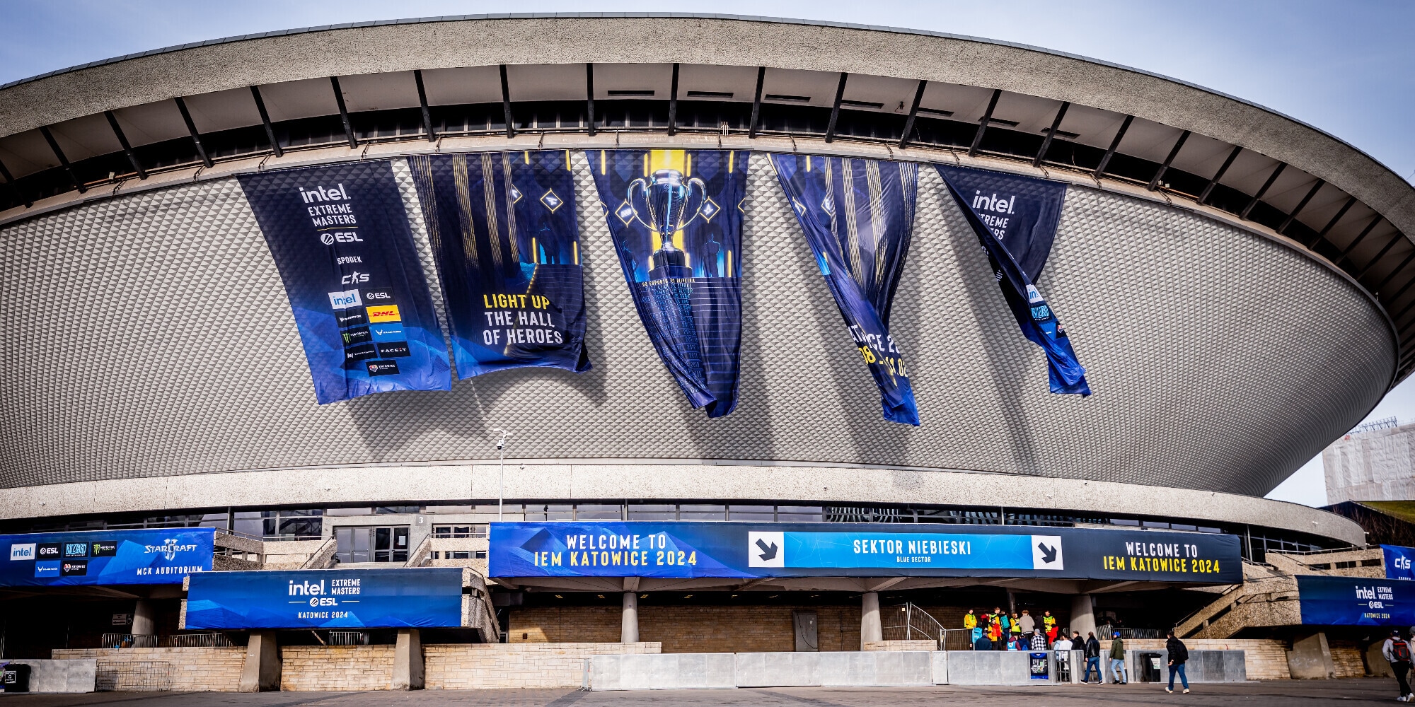 Counter Strike 2 e StarCraft 2 hanno dei nuovi campioni mondiali: il reportage dall'IEM Katowice