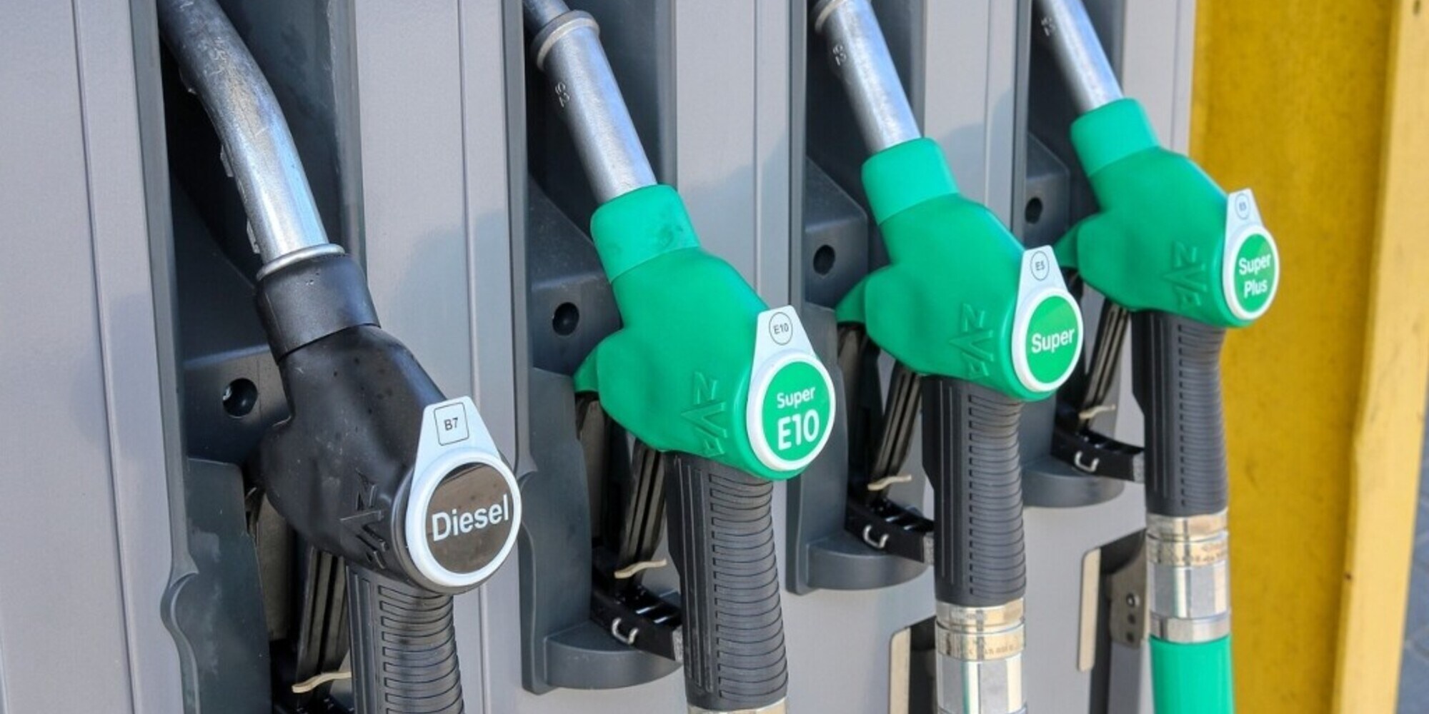 Carburanti, che batosta! Prezzi di benzina e Diesel sempre più alti