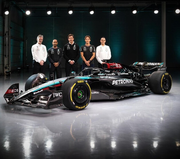 Nuova Mercedes W15, svelata la nuova monoposto di Hamilton