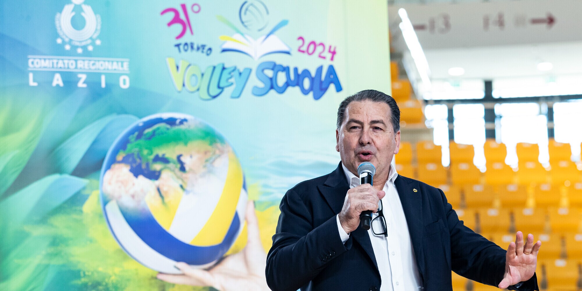 Il CT Fefè De Giorgi alla presentazione del 31° Volley Scuola