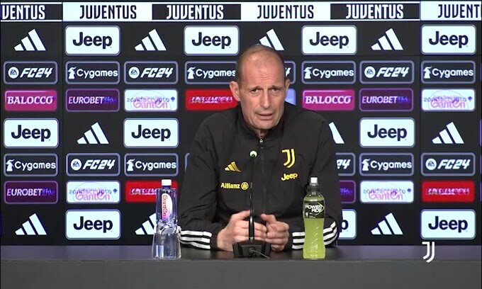 Allegri: "Coppia Vlahovic-Chiesa? È da valutare"