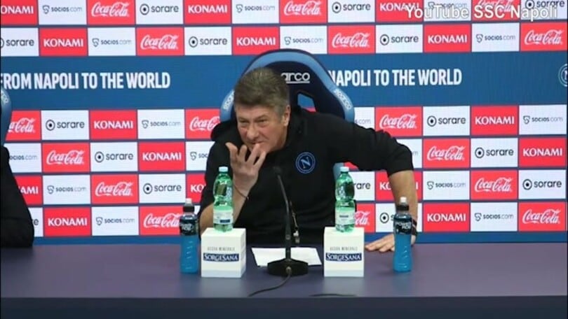 Mazzarri: "Ci sono persone un po' depresse fuori dal calcio e che..."