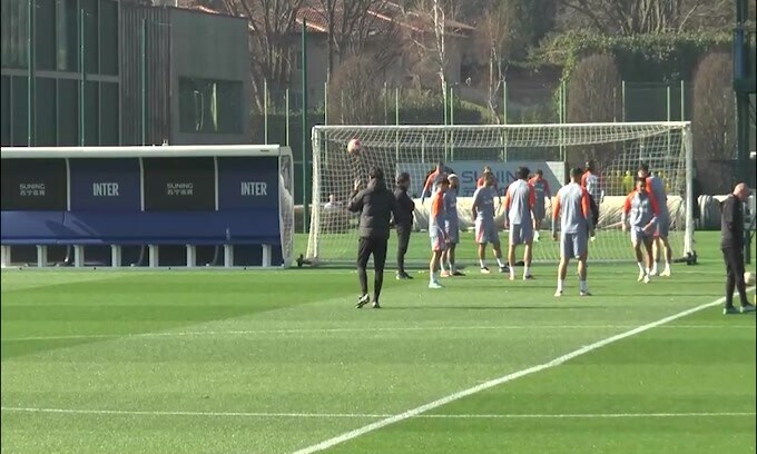 L'Inter si prepara per l'Atletico Madrid in un clima di buon umore