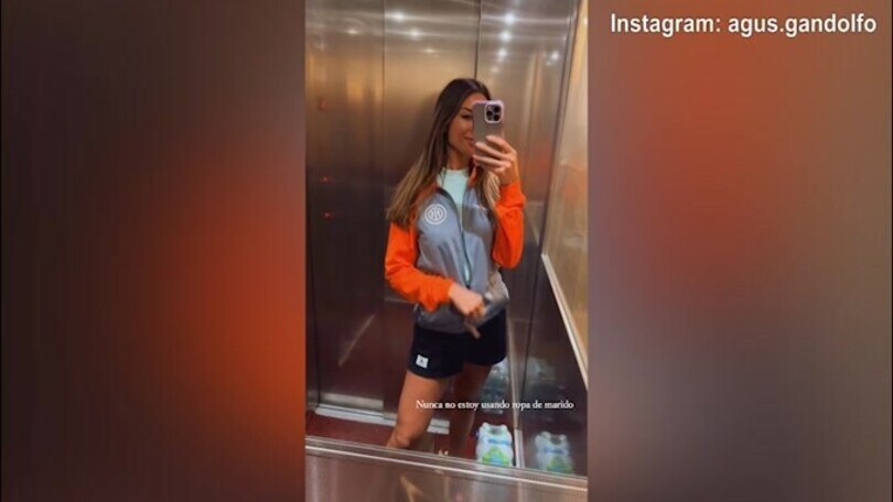 Agustina look nerazzurro