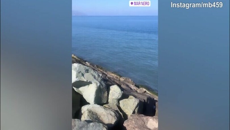 Mario Balotelli, passeggiata sul Mar Nero