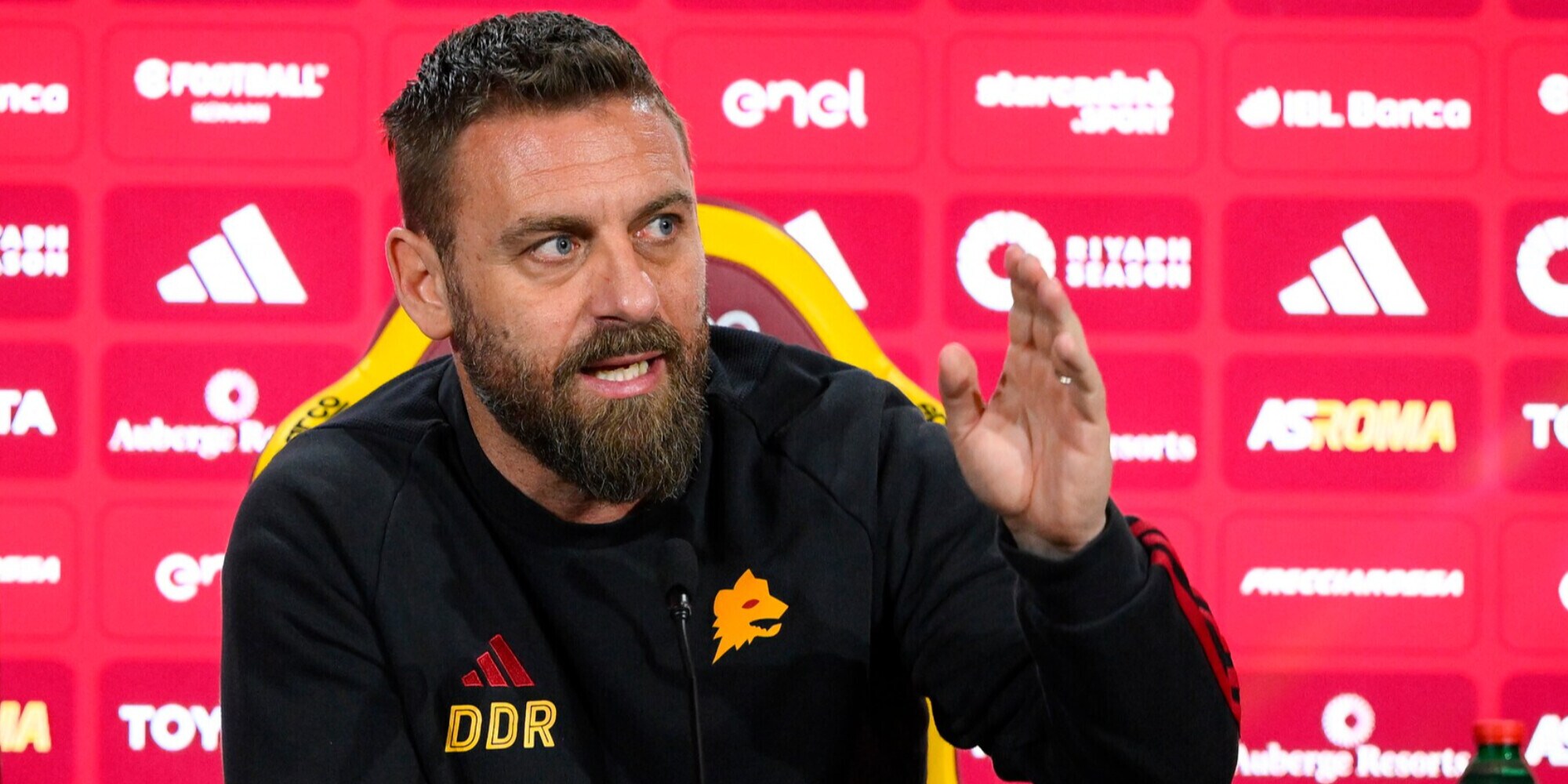 De Rossi, la Roma ubriaca di felicità e De Zerbi: “Un genio"