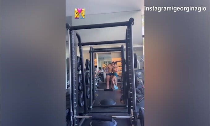 Georgina e CR7, giornata di fatica in palestra