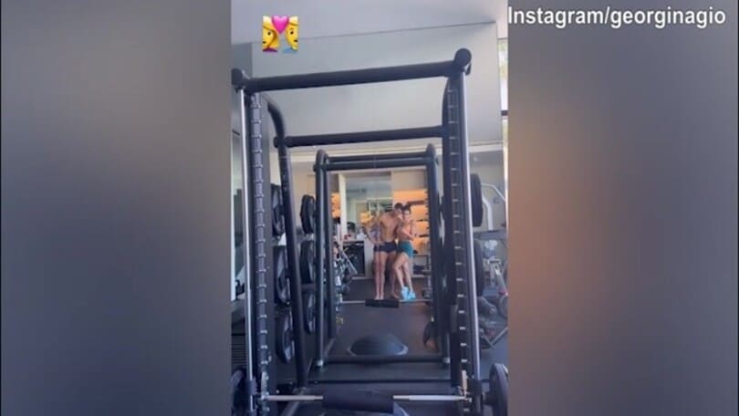 Georgina e CR7, giornata di fatica in palestra